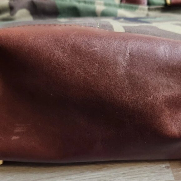 R. Riveter American Made Otto Camo Canvas Crossbody Handbag With Mini Coin Purse - Picture 11 of 16